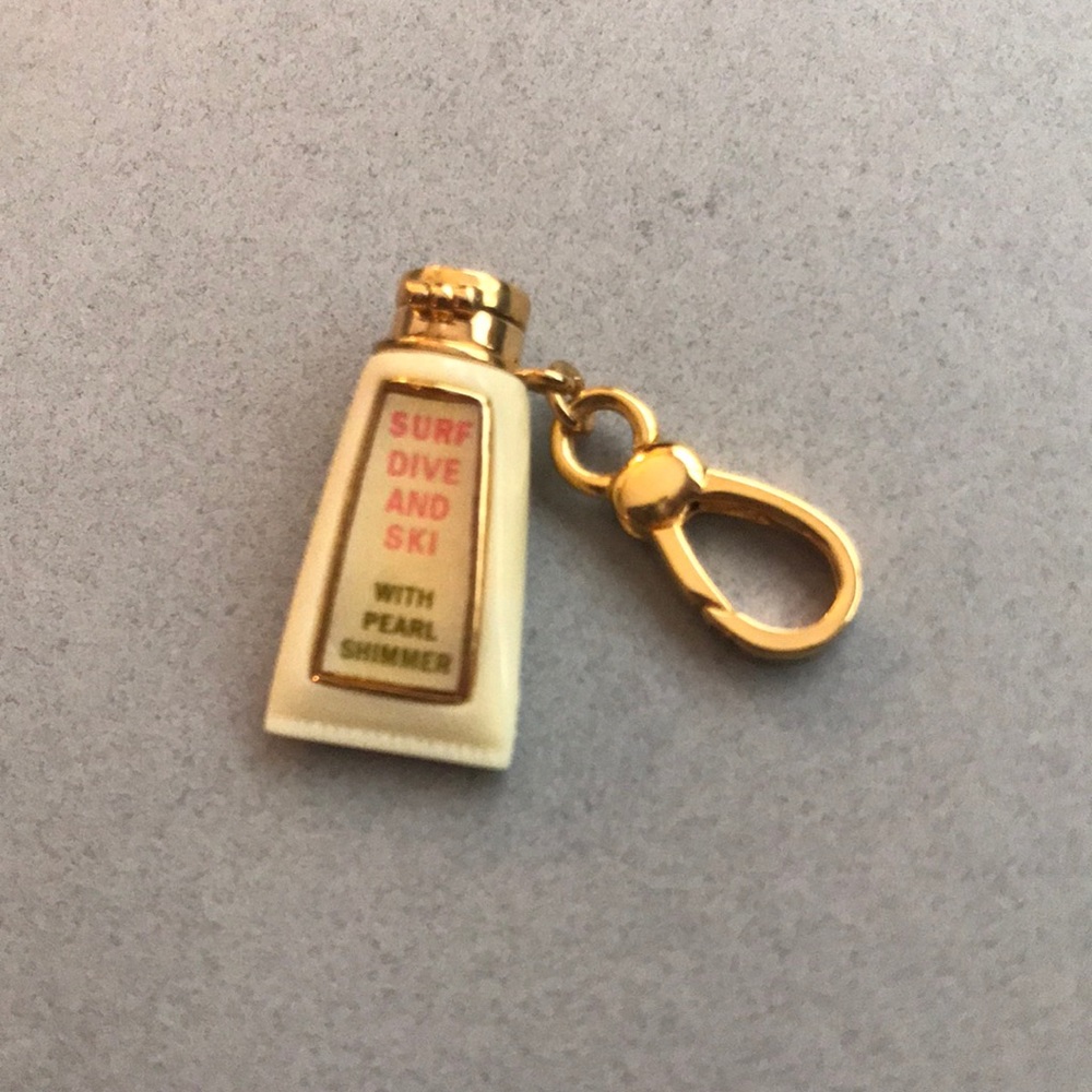 Juicy Couture Suntan Lotion Charm